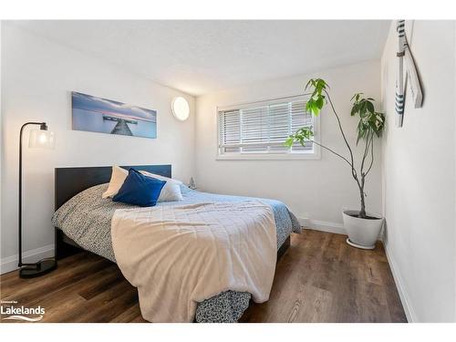 85 Beaumont Drive, Bracebridge, ON - Indoor Photo Showing Bedroom