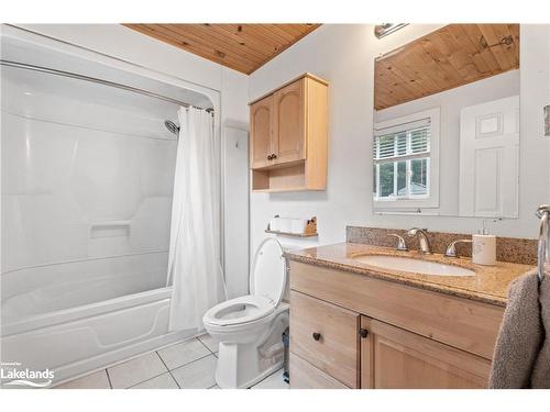 85 Beaumont Drive, Bracebridge, ON - Indoor Photo Showing Bathroom