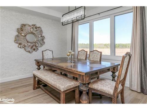 18 Swan Lane, Port Mcnicoll, ON - Indoor Photo Showing Dining Room