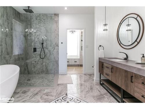 18 Swan Lane, Port Mcnicoll, ON - Indoor Photo Showing Bathroom