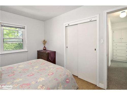 26 Mckibbon Drive, Meaford, ON - Indoor Photo Showing Bedroom