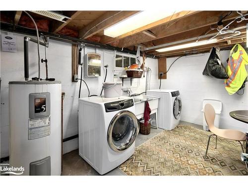 26 Mckibbon Drive, Meaford, ON - Indoor Photo Showing Laundry Room