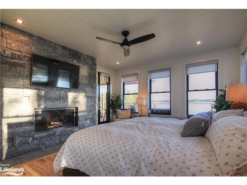 32 A11 Island, Pointe Au Baril, ON - Indoor Photo Showing Bedroom