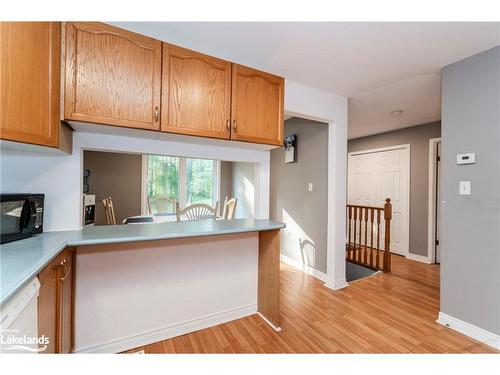 6 Monica Road, Tiny, ON - Indoor Photo Showing Kitchen