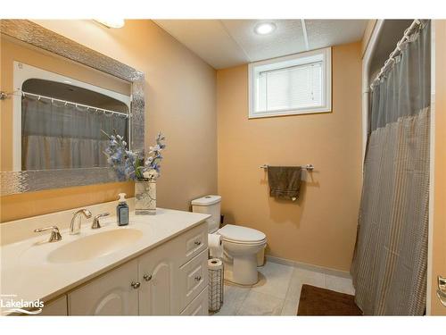 91 Mary Jane Road, Tiny, ON - Indoor Photo Showing Bathroom