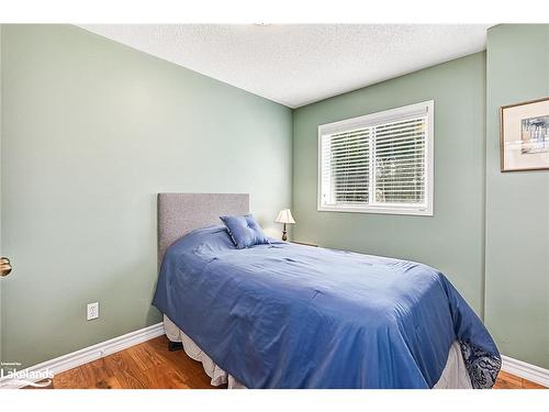 8 Sheffield Terrace, Collingwood, ON - Indoor Photo Showing Bedroom