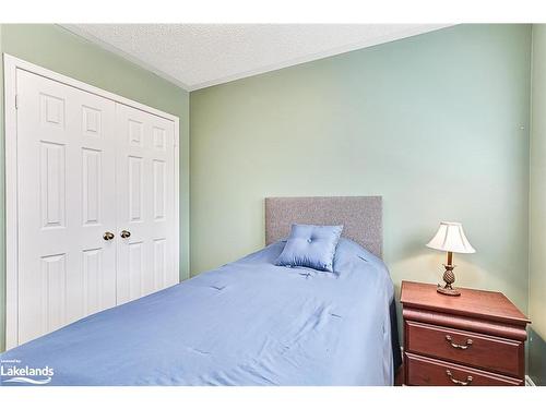 8 Sheffield Terrace, Collingwood, ON - Indoor Photo Showing Bedroom