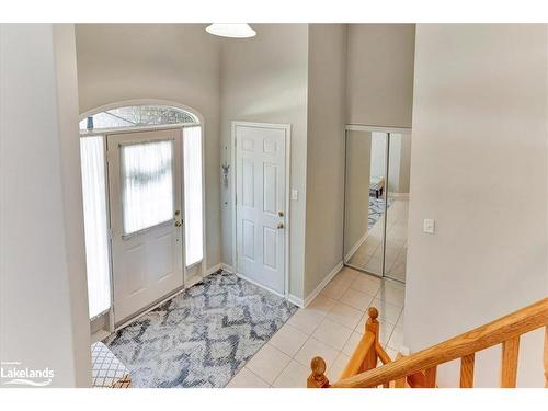 28 Northwood Drive, Wasaga Beach, ON - Indoor Photo Showing Other Room