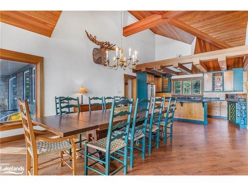 1335 Narrows Road N, Gravenhurst, ON - Indoor Photo Showing Dining Room