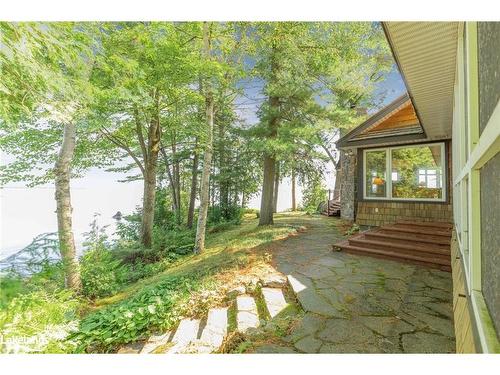 1335 Narrows Road N, Gravenhurst, ON - Outdoor