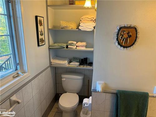 1 Gene'S Court, Mckellar, ON - Indoor Photo Showing Bathroom