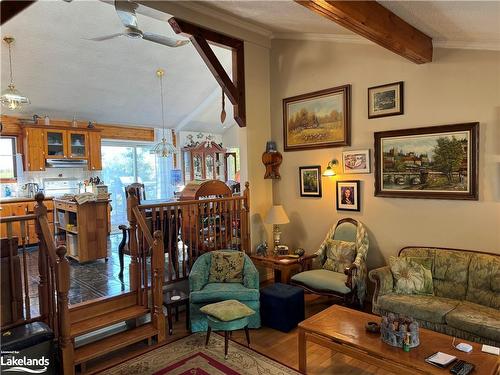 1 Gene'S Court, Mckellar, ON - Indoor Photo Showing Living Room