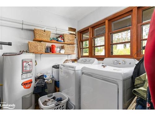 165 James Camp Road, Burk'S Falls, ON - Indoor Photo Showing Laundry Room