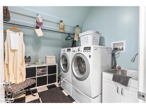 165 James Camp Road, Burk'S Falls, ON - Indoor Photo Showing Laundry Room