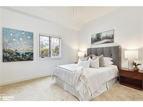 137 Pioneer Lane, The Blue Mountains, ON - Indoor Photo Showing Bedroom