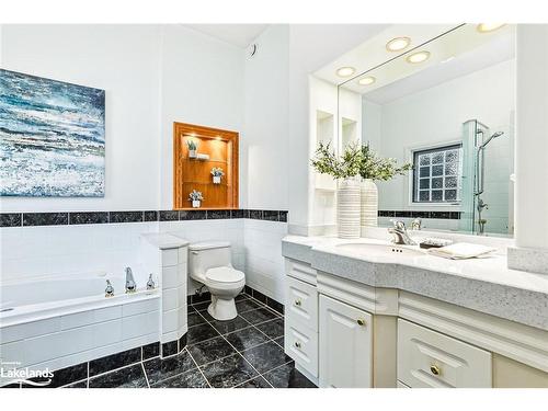 137 Pioneer Lane, The Blue Mountains, ON - Indoor Photo Showing Bathroom