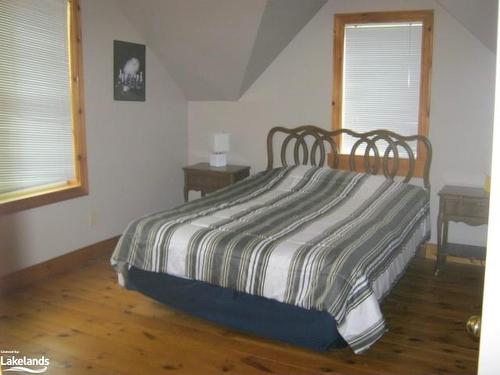 57 Slalom Gate Road, Collingwood, ON - Indoor Photo Showing Bedroom