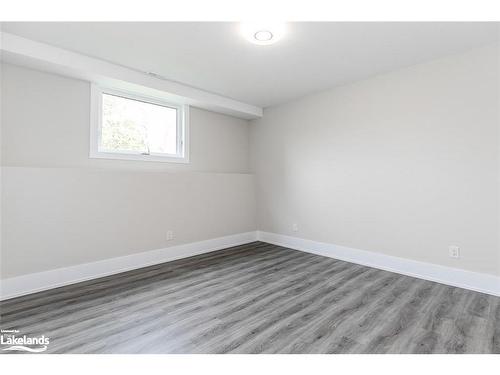 18 Lakeshore Road, Wasaga Beach, ON - Indoor Photo Showing Other Room