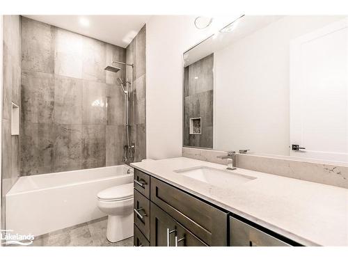 18 Lakeshore Road, Wasaga Beach, ON - Indoor Photo Showing Bathroom