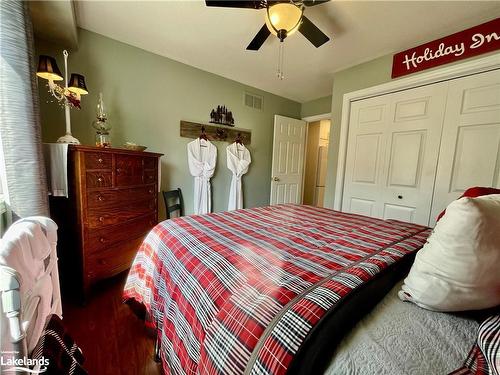 21 Cairns Crescent, Huntsville, ON - Indoor Photo Showing Bedroom