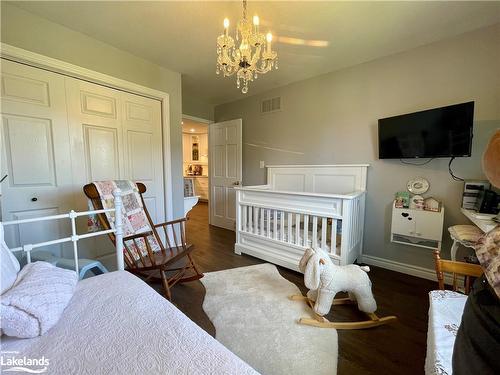 21 Cairns Crescent, Huntsville, ON - Indoor Photo Showing Bedroom