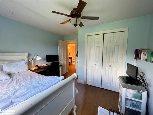 21 Cairns Crescent, Huntsville, ON - Indoor Photo Showing Bedroom