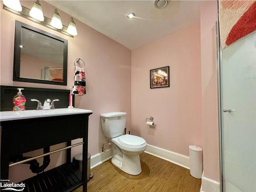 21 Cairns Crescent, Huntsville, ON - Indoor Photo Showing Bathroom