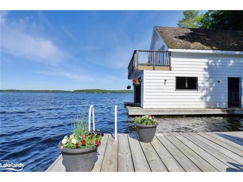 8-1113 Bradley Rd, Muskoka Lakes, ON - Outdoor With Body Of Water