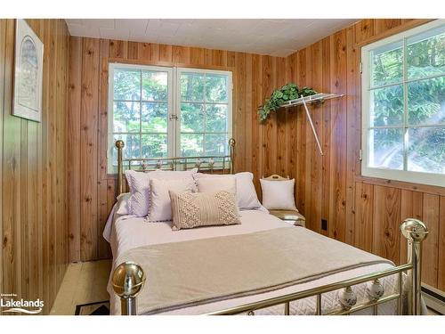 8-1113 Bradley Rd, Muskoka Lakes, ON - Indoor Photo Showing Bedroom