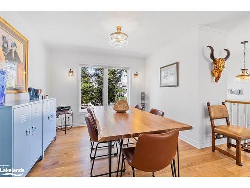 89 Trout Lane, Tiny, ON - Indoor Photo Showing Dining Room