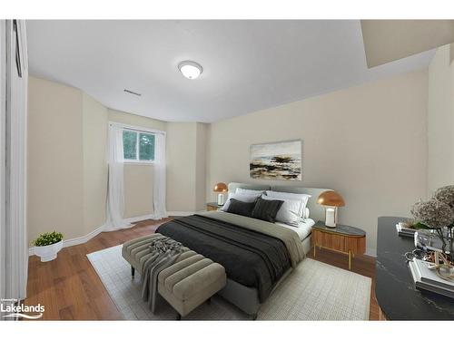 49 Birchwood Trail, Wasaga Beach, ON - Indoor Photo Showing Bedroom