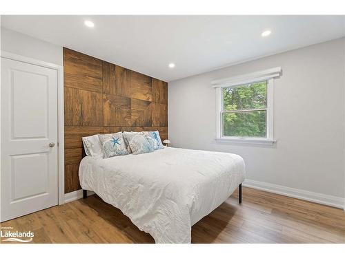 1075 Elder Road, Dwight, ON - Indoor Photo Showing Bedroom