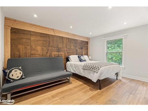 1075 Elder Road, Dwight, ON - Indoor Photo Showing Bedroom