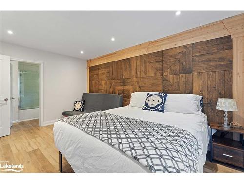 1075 Elder Road, Dwight, ON - Indoor Photo Showing Bedroom