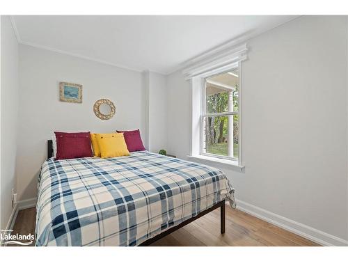 1075 Elder Road, Dwight, ON - Indoor Photo Showing Bedroom