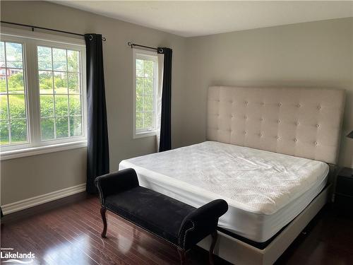 11-689616 Monterra Road, The Blue Mountains, ON - Indoor Photo Showing Bedroom