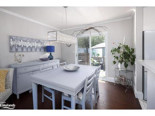 90 Manning Avenue, Collingwood, ON - Indoor Photo Showing Dining Room