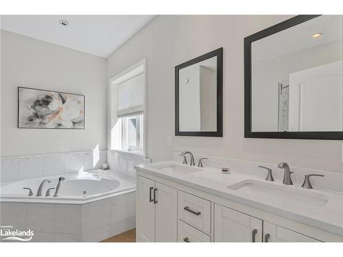 90 Windermere Circle, Tay, ON - Indoor Photo Showing Bathroom