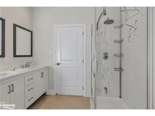 90 Windermere Circle, Tay, ON - Indoor Photo Showing Bathroom