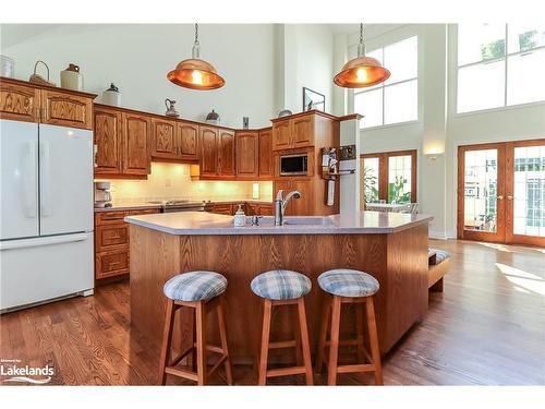 326 Blueberry Marsh Road, Oro-Medonte, ON - Indoor Photo Showing Kitchen