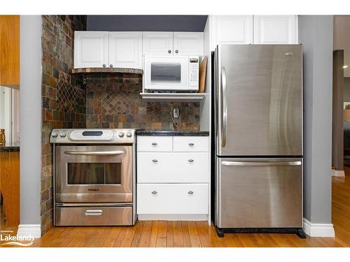 49 Madeline Drive, Collingwood, ON - Indoor Photo Showing Kitchen