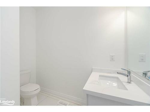 14-980 Logan Drive, Milton, ON - Indoor Photo Showing Bathroom