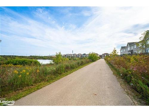 14-980 Logan Drive, Milton, ON - Outdoor With View