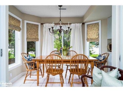 166 Fairway Crescent, Collingwood, ON - Indoor Photo Showing Dining Room