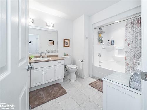 1832 Kilworthy Road, Gravenhurst, ON - Indoor Photo Showing Bathroom