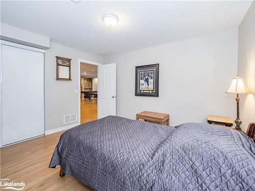 1832 Kilworthy Road, Gravenhurst, ON - Indoor Photo Showing Bedroom