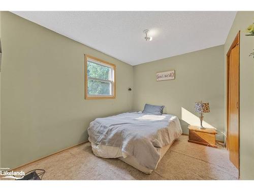 41 Grandview Road, Port Mcnicoll, ON - Indoor Photo Showing Bedroom