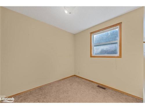 41 Grandview Road, Port Mcnicoll, ON - Indoor Photo Showing Other Room