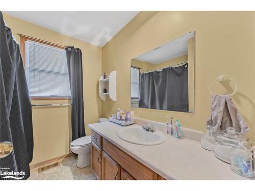 41 Grandview Road, Port Mcnicoll, ON - Indoor Photo Showing Bathroom