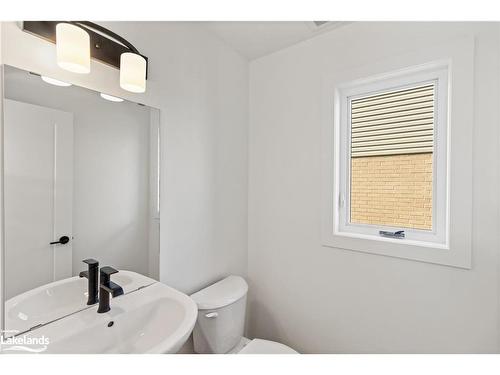 257 Jackson Street E, Durham, ON - Indoor Photo Showing Bathroom